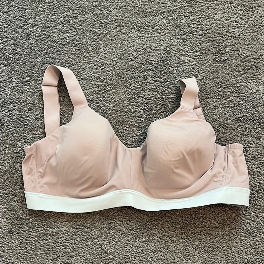 Natori Blush and White Bra